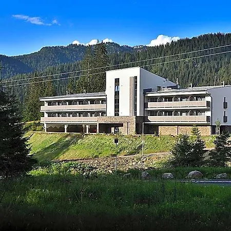 Otel Tri Sestry